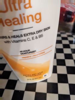 Brand new Jergens ultra healing with vitamin C E B5 21 oz