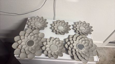 “Decorative sunflower mirrors (set of six)
