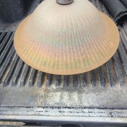HANGING LIGHT FIXTURE WITH RIBBED FROSTED GLASS 