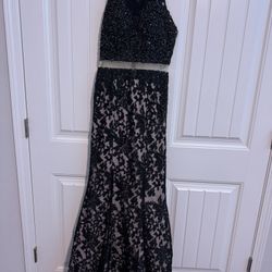 BLACK PROM DRESS (S)