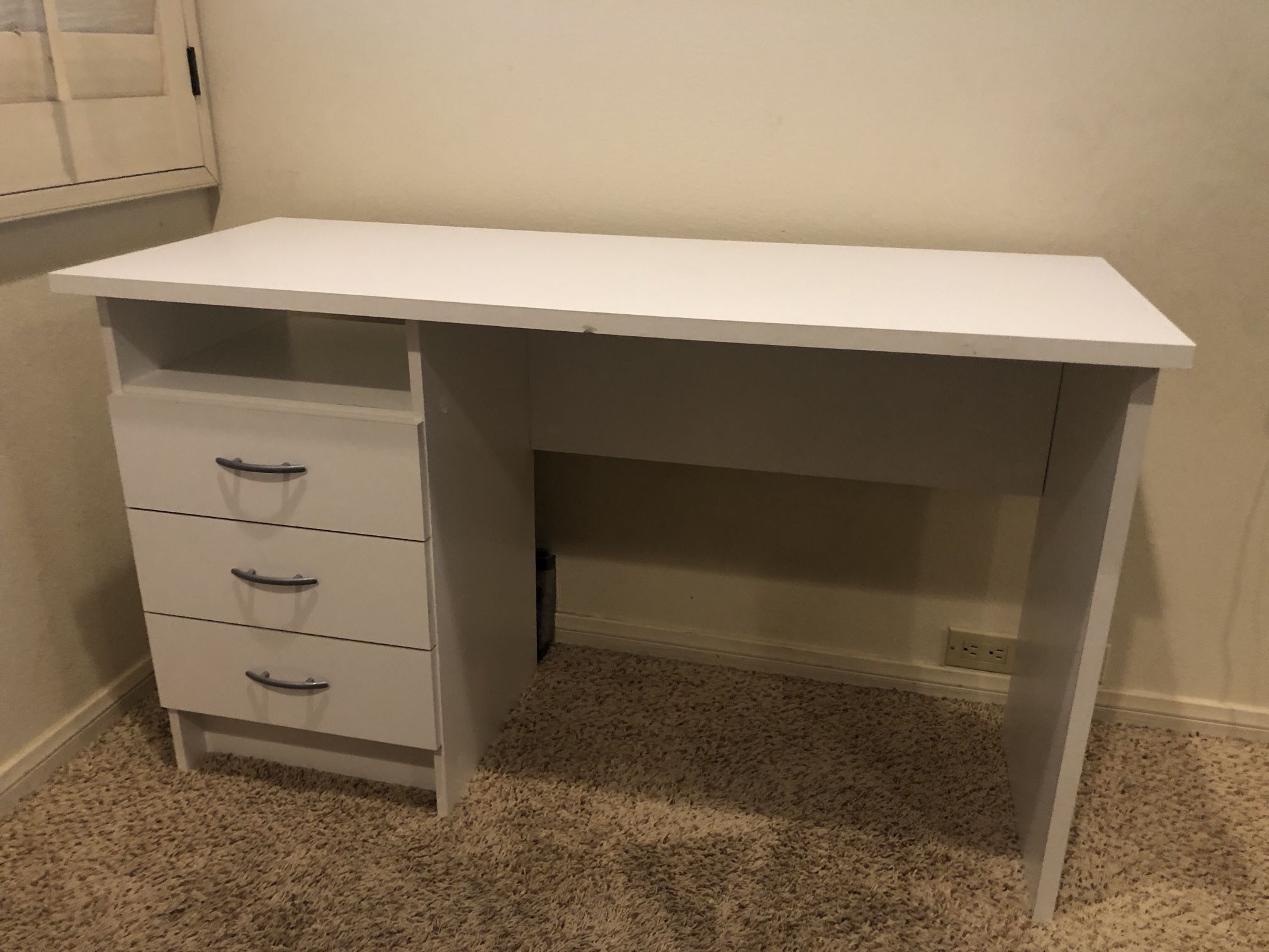 White Desk