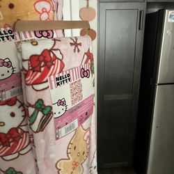 Hello Kitty Blankets 