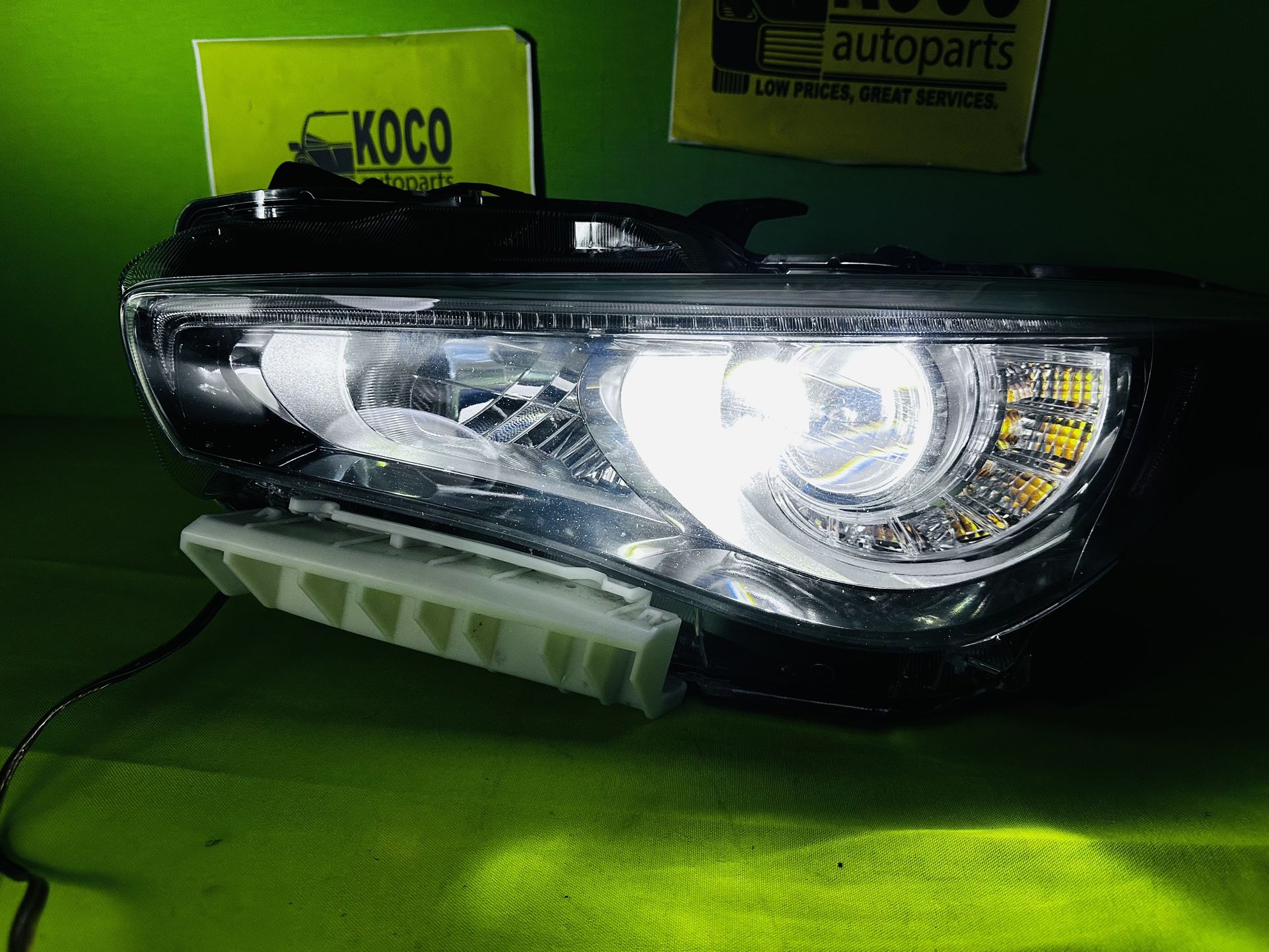 2014 - 2017 INFINITI Q50 LED HEADLIGHT LEFT DRIVER SIDE OEM TESTED