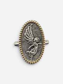 Lady’s ring