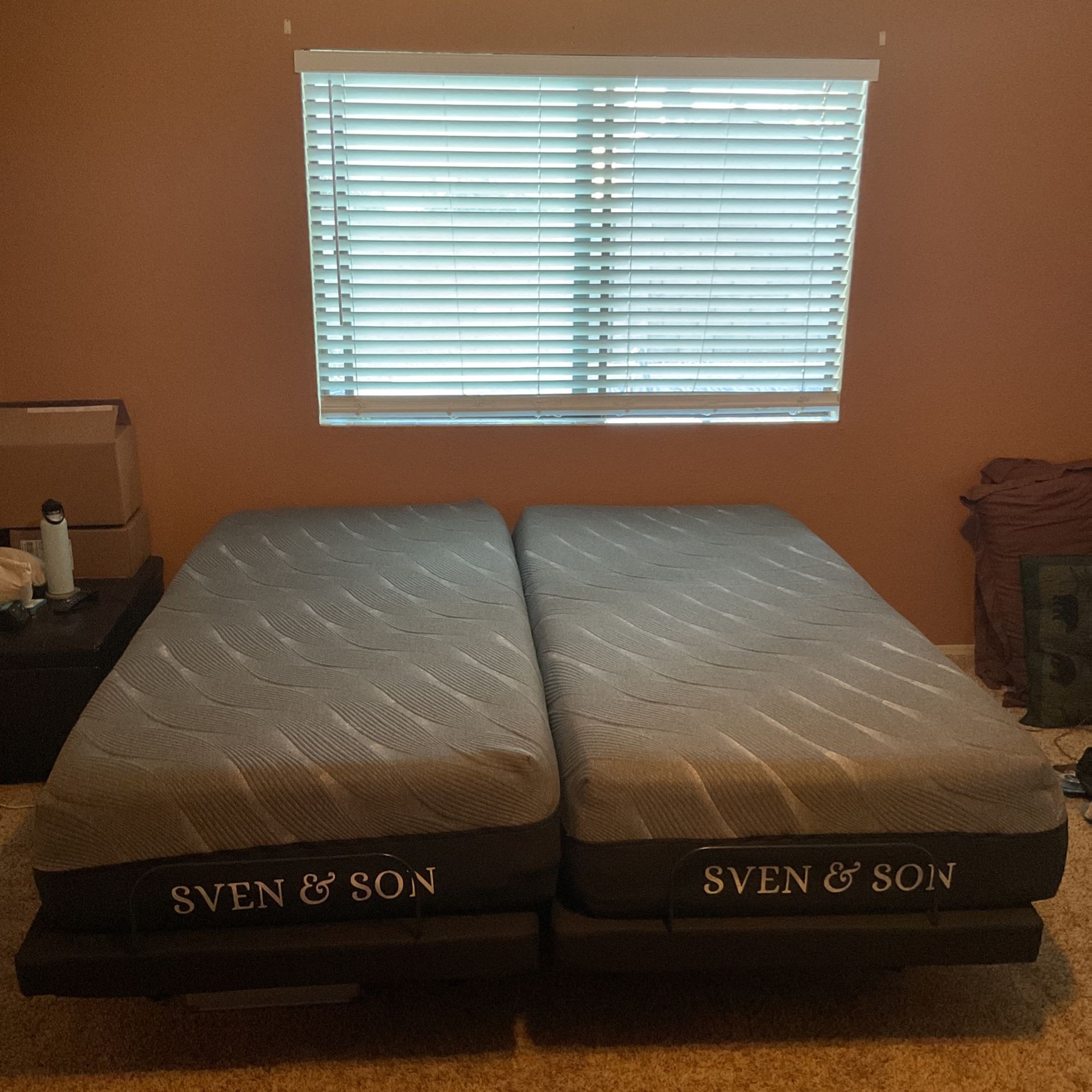 Sven & Son Split King Adjustable Bed