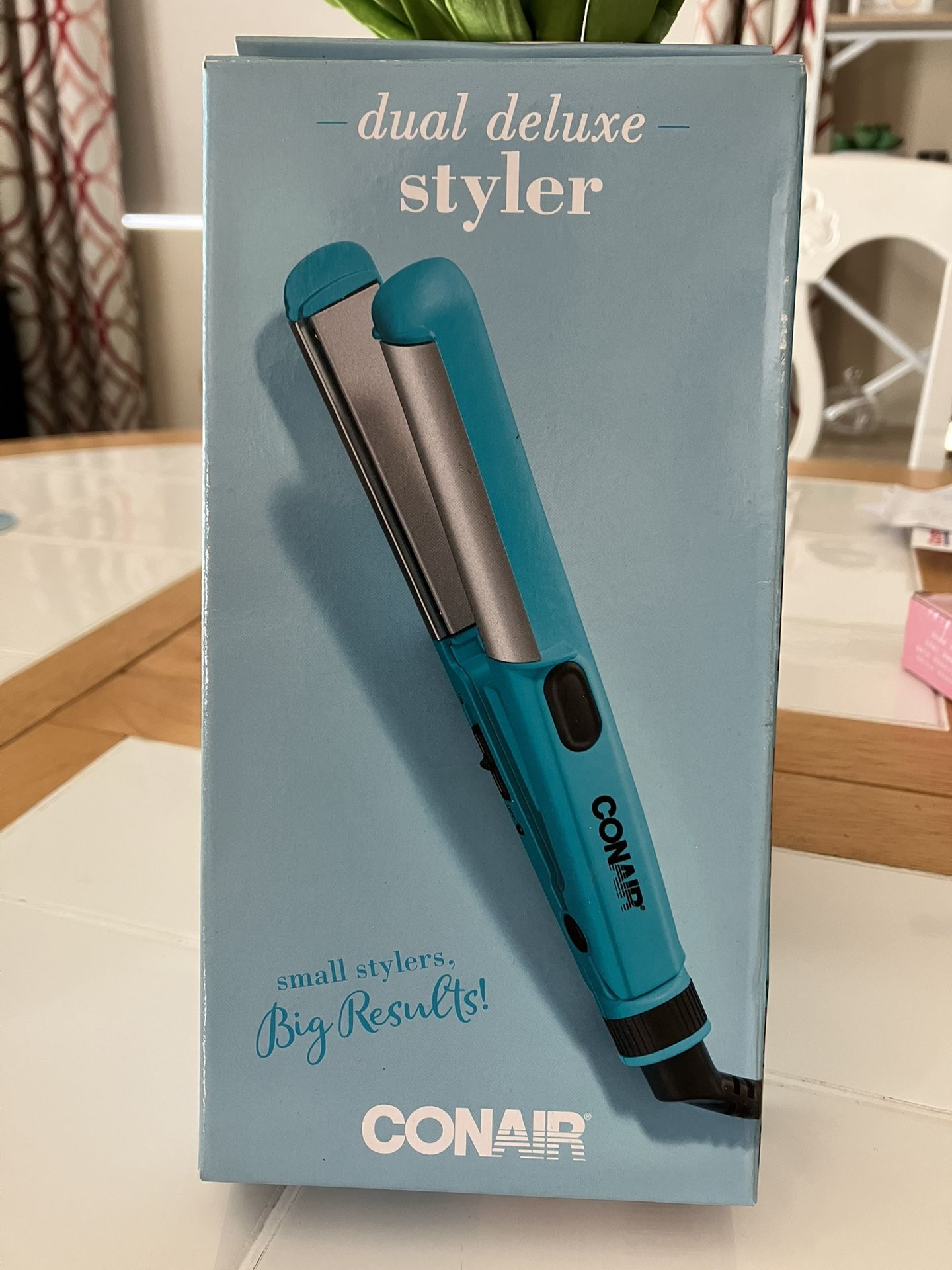 CONAIR DUAL HAIR STYLER