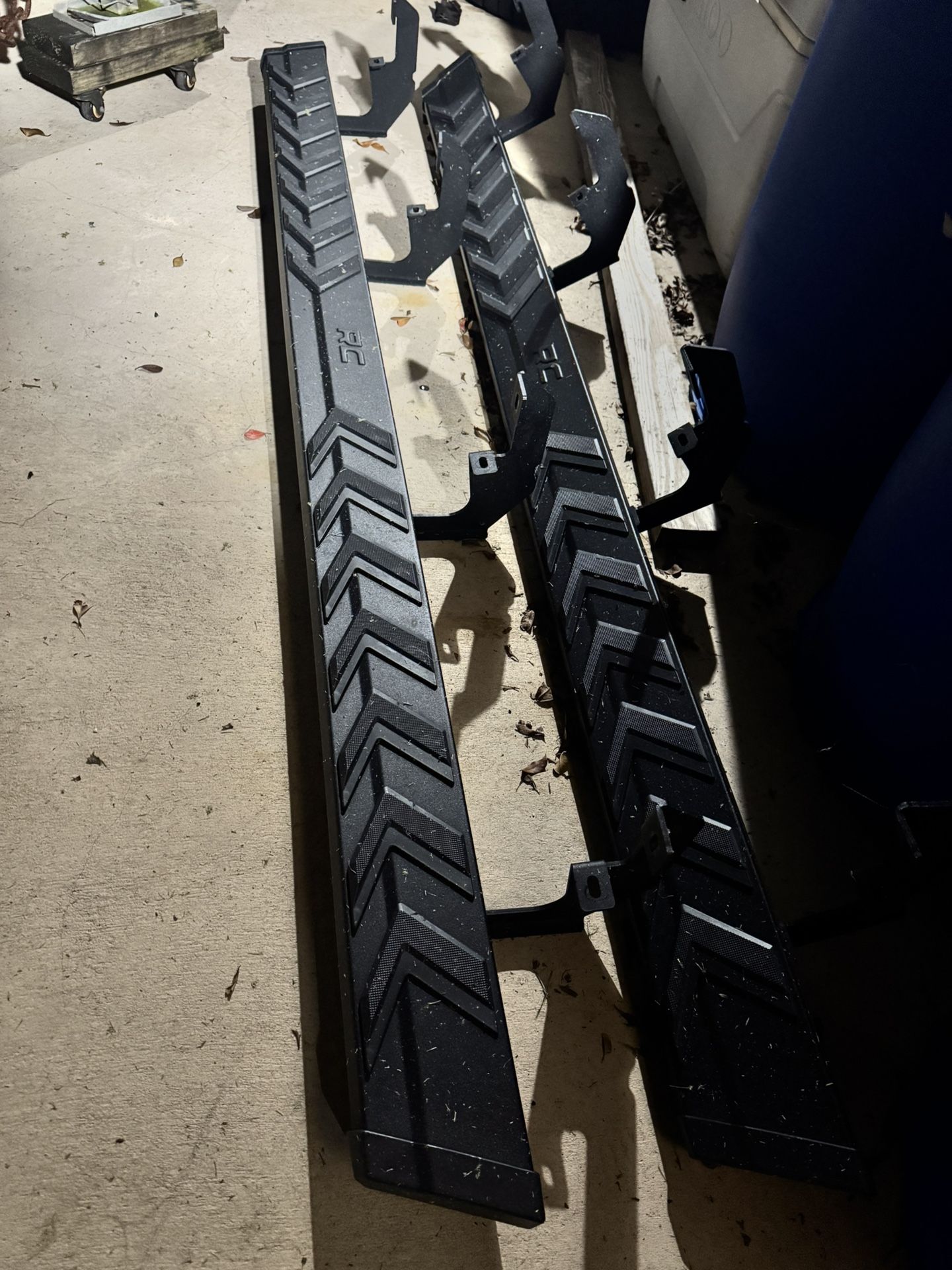 Rough Country Silverado Step Bars