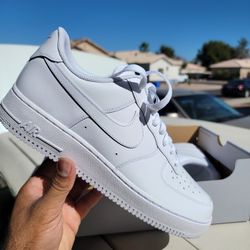 Nike Air Force 1 ’07 Triple White – Brand New – Size 12