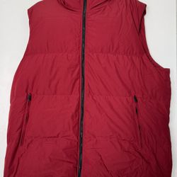 Men’s Down Puffer Vest XXL New With Tags Lightweight Hooded Winter C&A