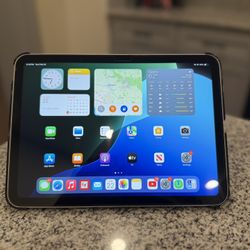 iPad 10th Generation (Silver) (64Gbs)