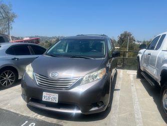 Toyota Siena, 2013   Good Condition/ Mortuary Service Van , Two Gurney’s in the Van body days covers sheets . Only thing is transmission started getti