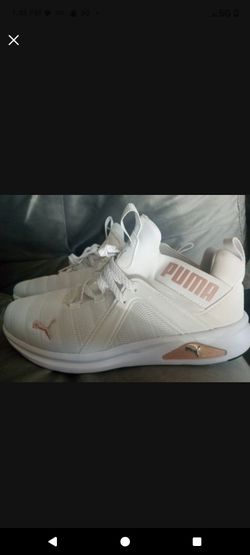 PUMA WOMEN'S SNEAKERS SIZE 8.5