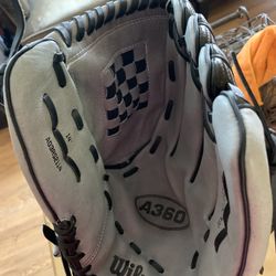 Wilson 14 A360 Series Slow pitch Glove 