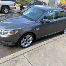 2011 Ford Taurus SEL