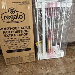 Extra Tall Pet Gate / Safety Gate - Fits Openings 29” - 36.5”