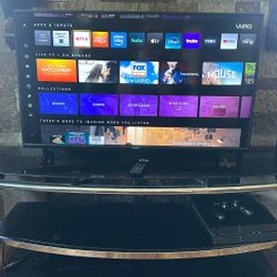 VIZIO 43 inch tv 