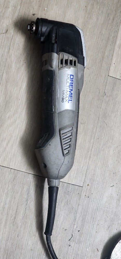 Dremel MM30 2.5-Amp Corded Multi-Max Oscillating Tool
