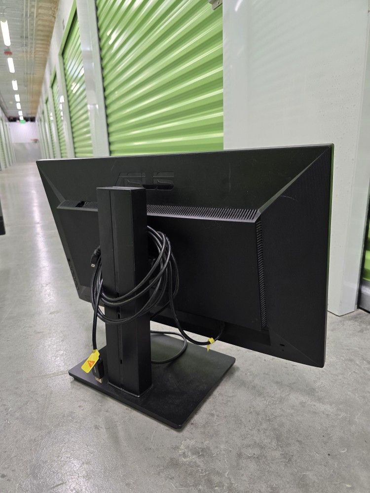 Dell 24-inch monitors with HDMI