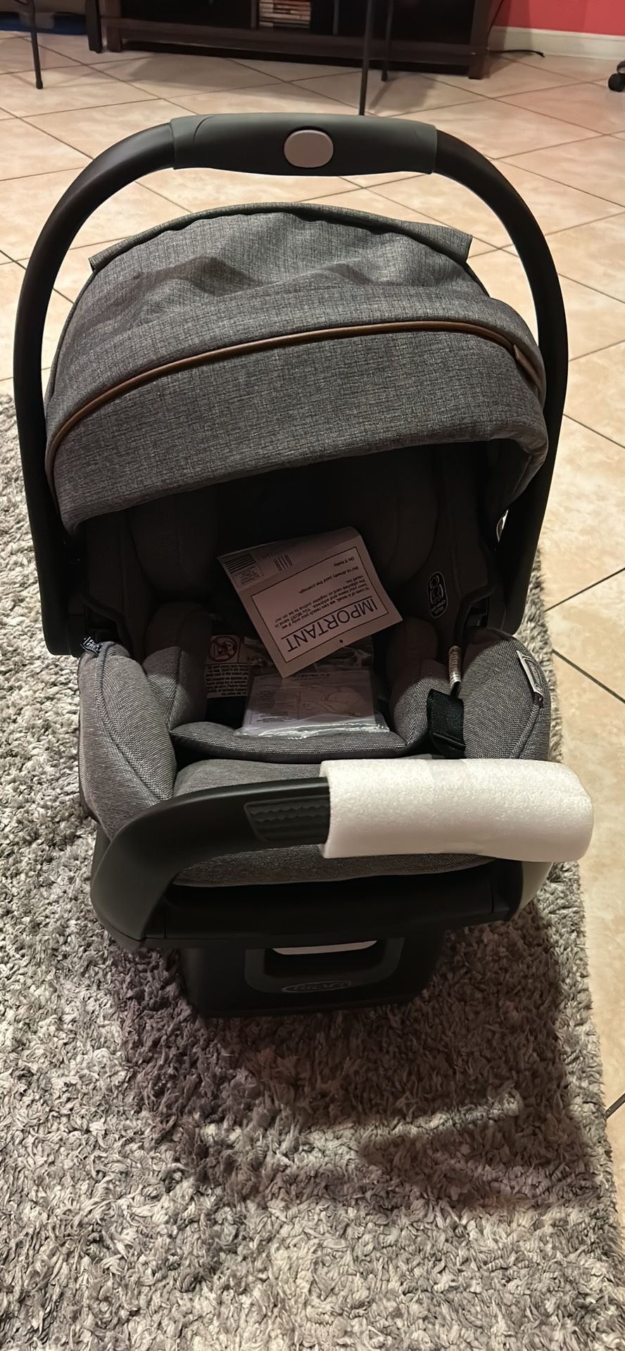check subscription for details NEW! Graco premier snugride snugfit 35