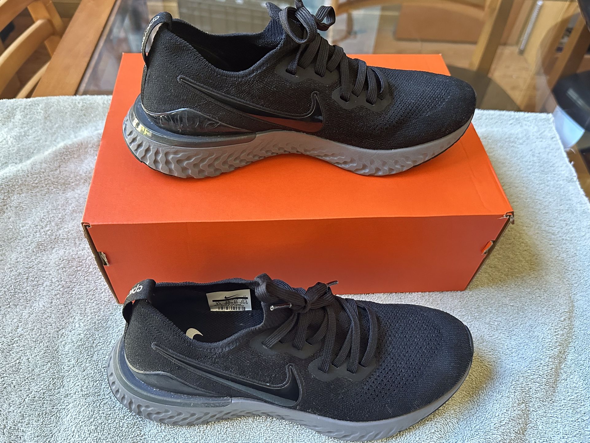 Nike Epic React Flyknit 2 Used Men’s Shoes - Size 9.5 - Black & Gunsmoke