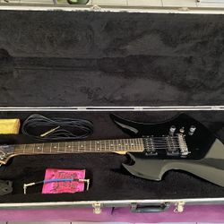 Used https://offerup.com/redirect/?o=Qi5DLlJpY2g=, Mocking Bird Guitar.