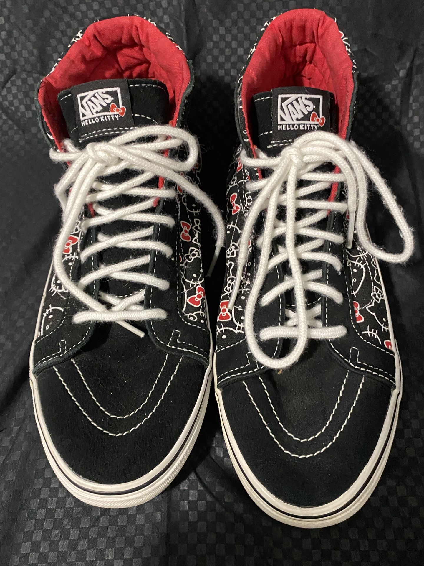 Vans hello Kitty unisex black sweet print men’s size 7 1/2 women’s size 9 gently used