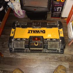 DeWalt Packout Radio