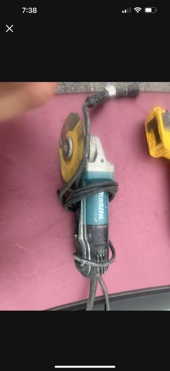 Chorded makita Grinder