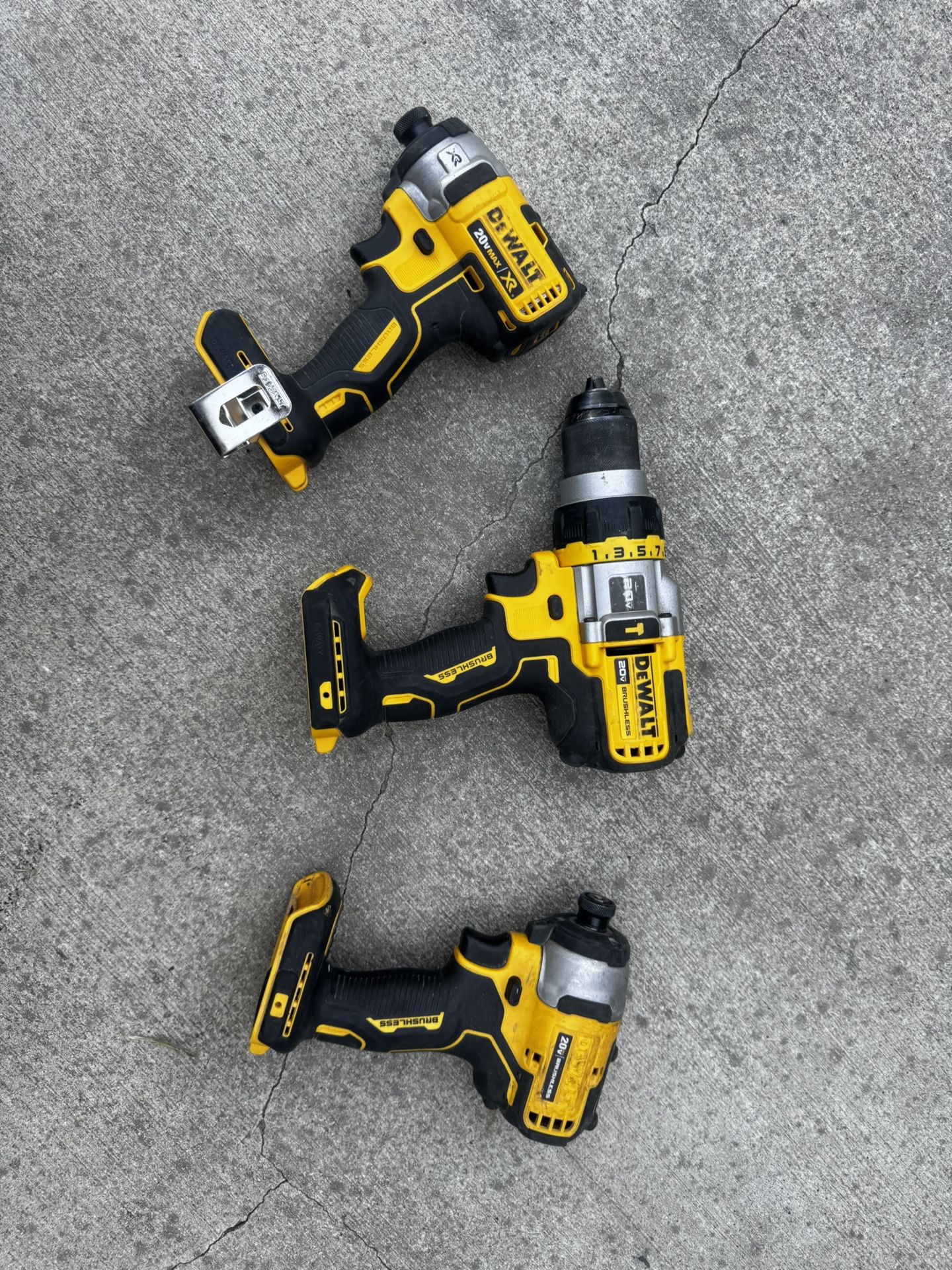 DeWalt 20V MAX XR Brushless Tool Set – FlexVolt Advantage Drill + 3-Speed Impact Driver