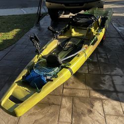 Perception Outlaw Fishing Kayak 11.5 Sit On Top 