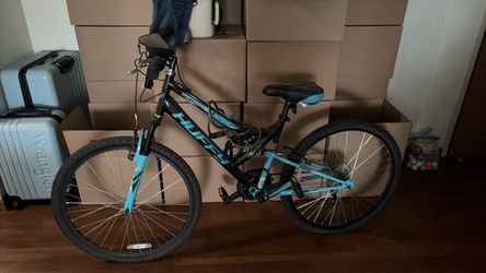 Huffy trail runner