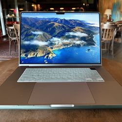 MacBook Pro (16 Inch, 2021) BRAND NEW CONDITION