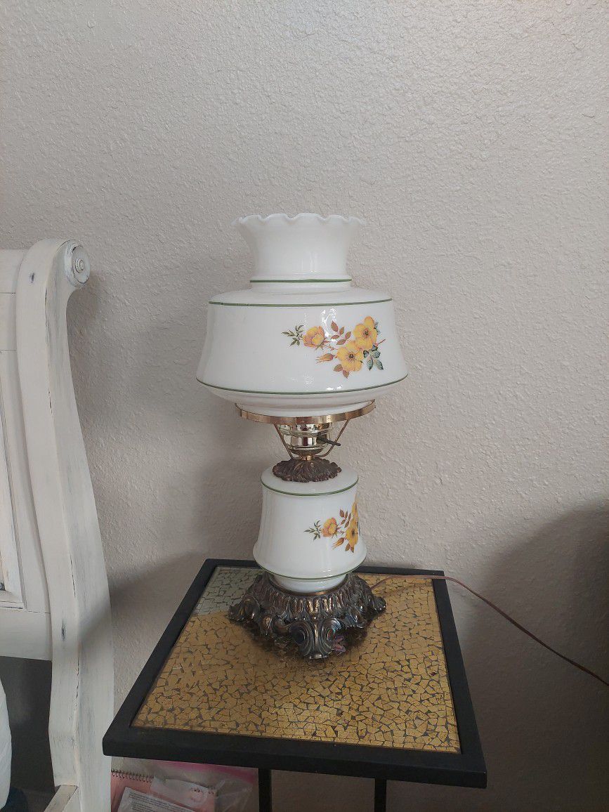 Dual Light Bulb Lamp Vintage 