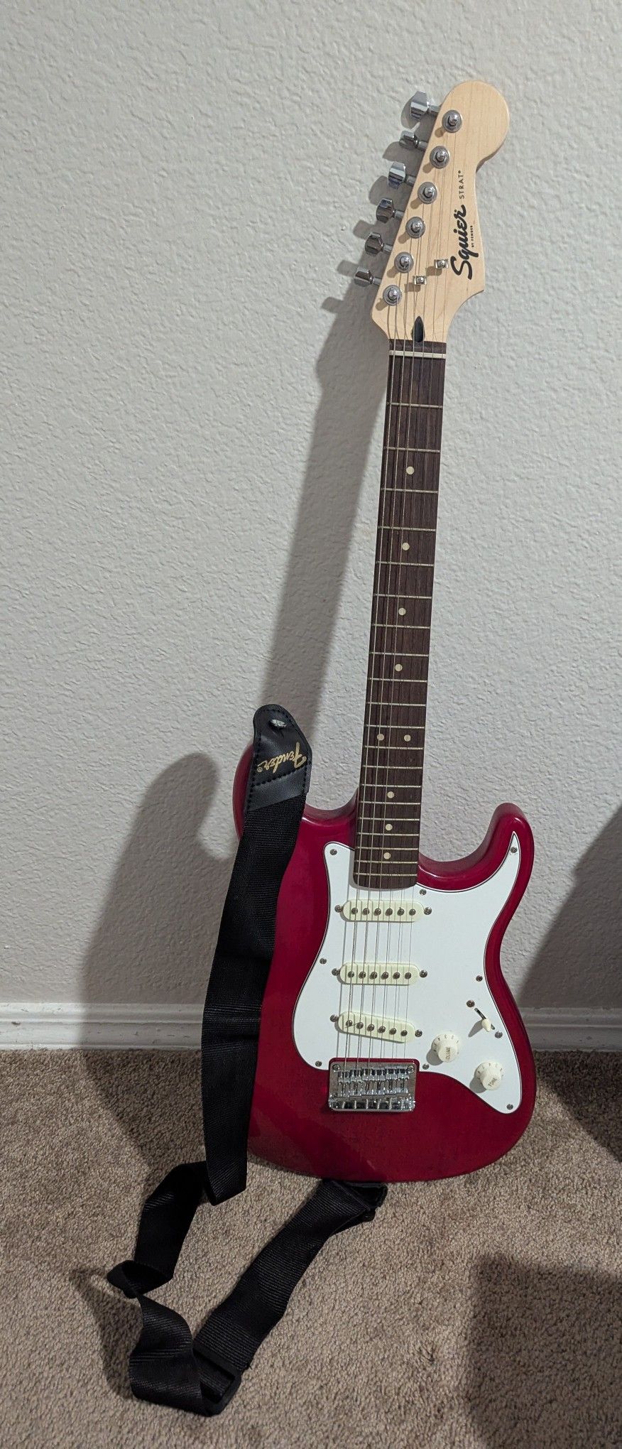 Electric Guitar Fender Squier