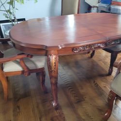 Dining Room Table With Four I Chairs