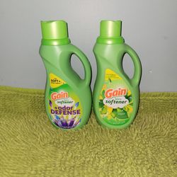 2 Gain Fabric Softener 44oz