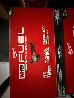 Milwaukee Grinder 4 1/2 - 5 inch