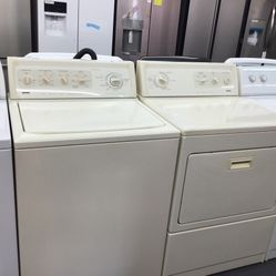 Kenmore Elite Washer And Dryer Set. 1 year Warranty 