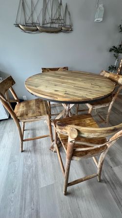 Eugley 4-Person Solid Wood Round Pedestal Counter Height Dining Set