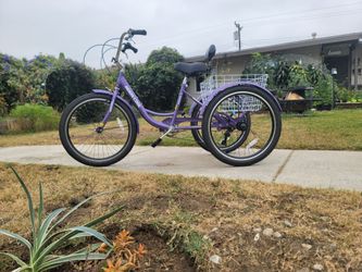 Brand New  MOON COOL  7 Speed, 24" Trike!