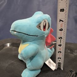 Pokemon - Totodile 8" Plush
