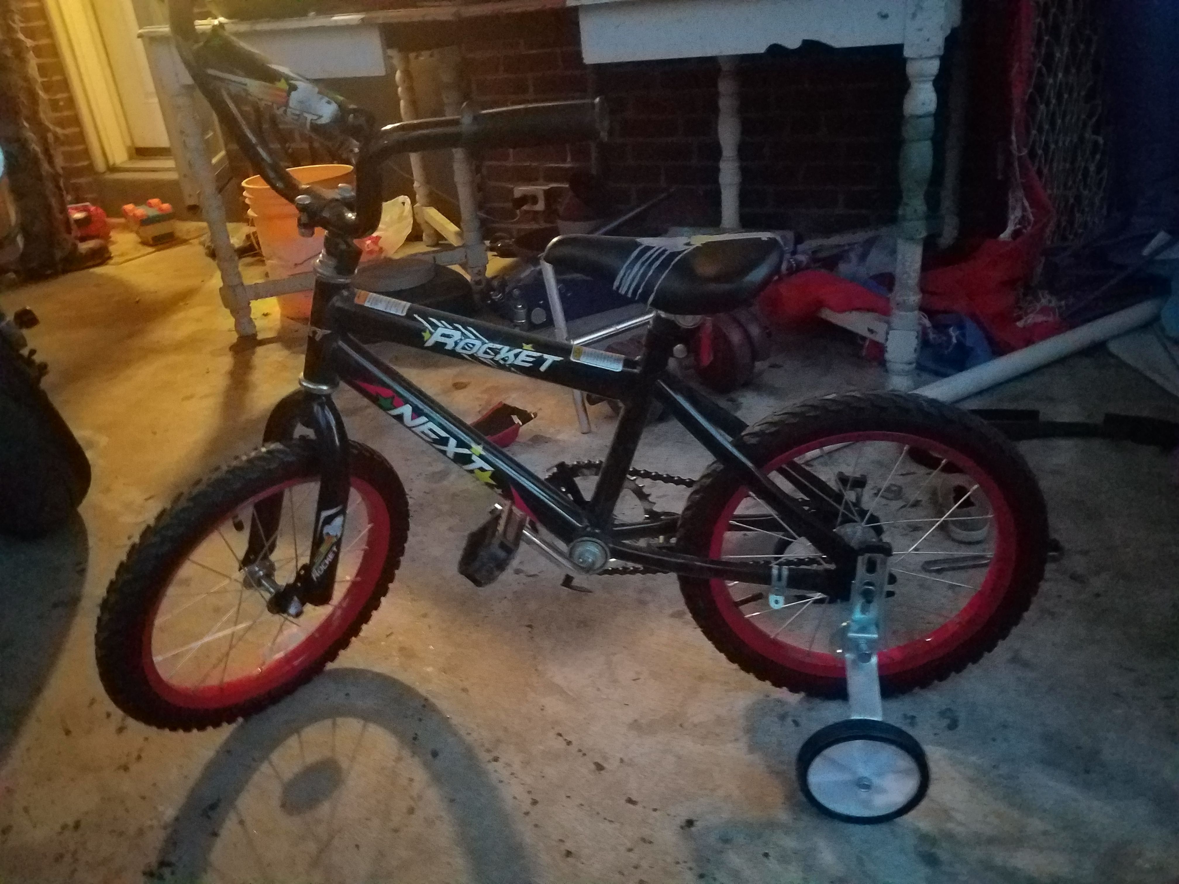 16 in boys next bike