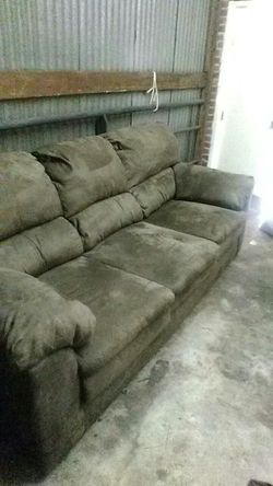 Pull out queen size sofa bed
