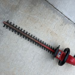 Homelite Trimming Bushes Electric  22”