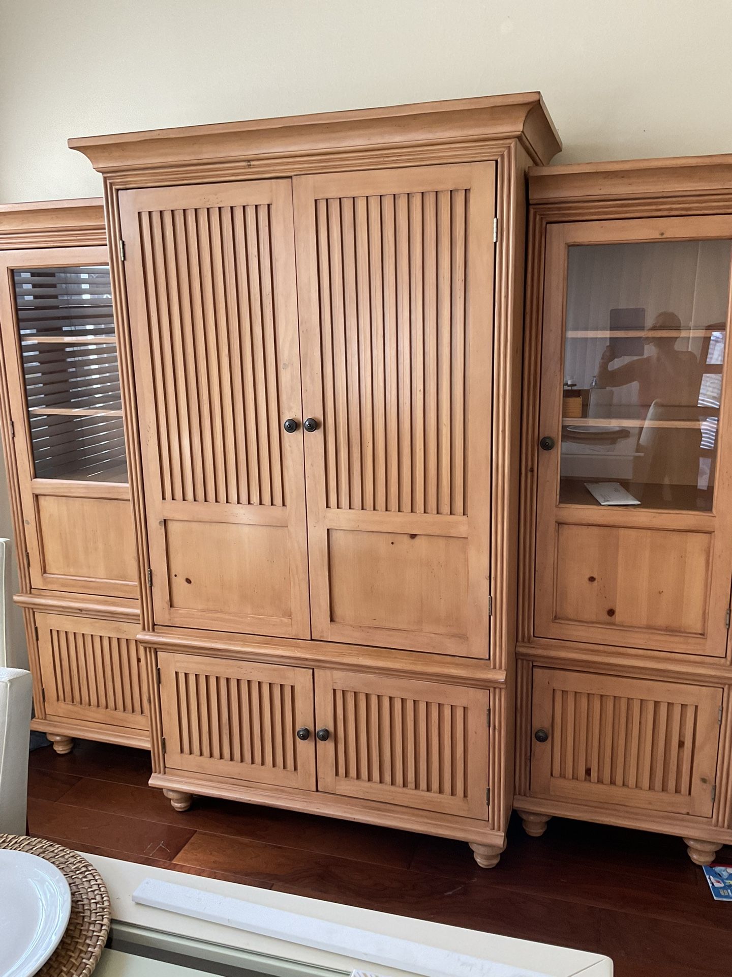 Tv Unit Armoire