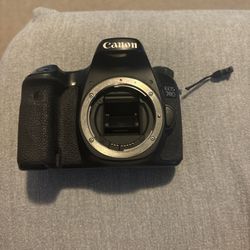 Cannon 70d Brand New Out Of The Box With 2 Batteries 
