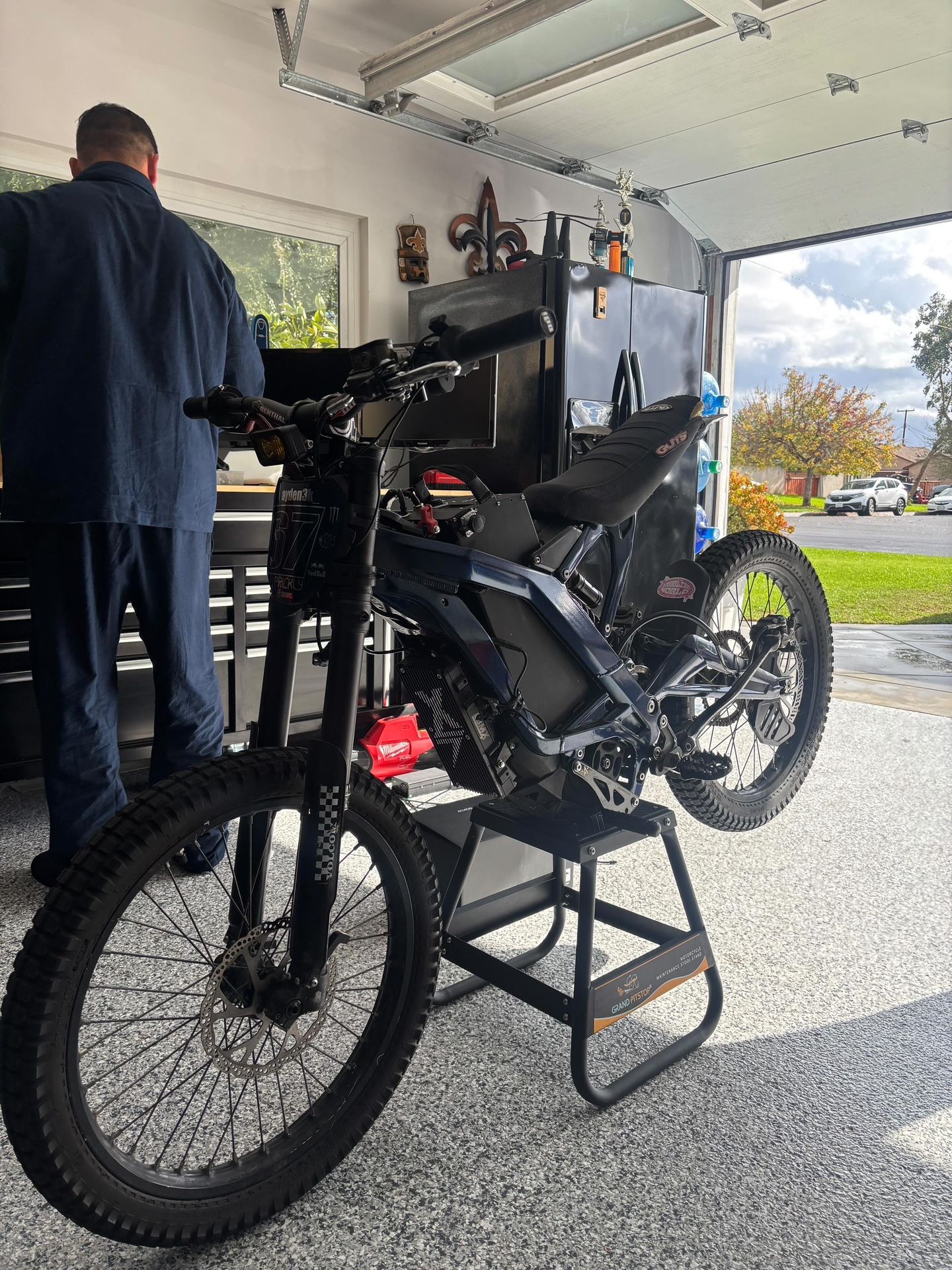 surron 72v ebmx looking to trade for an ultra bee