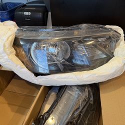 2012 Honda cr-v headlights