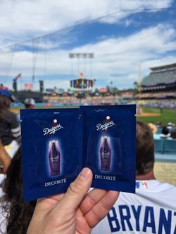 Dodgers Decorte SGA baseball cards