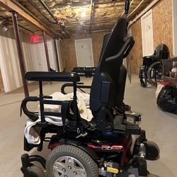 Q6 Edge Electric Wheelchair
